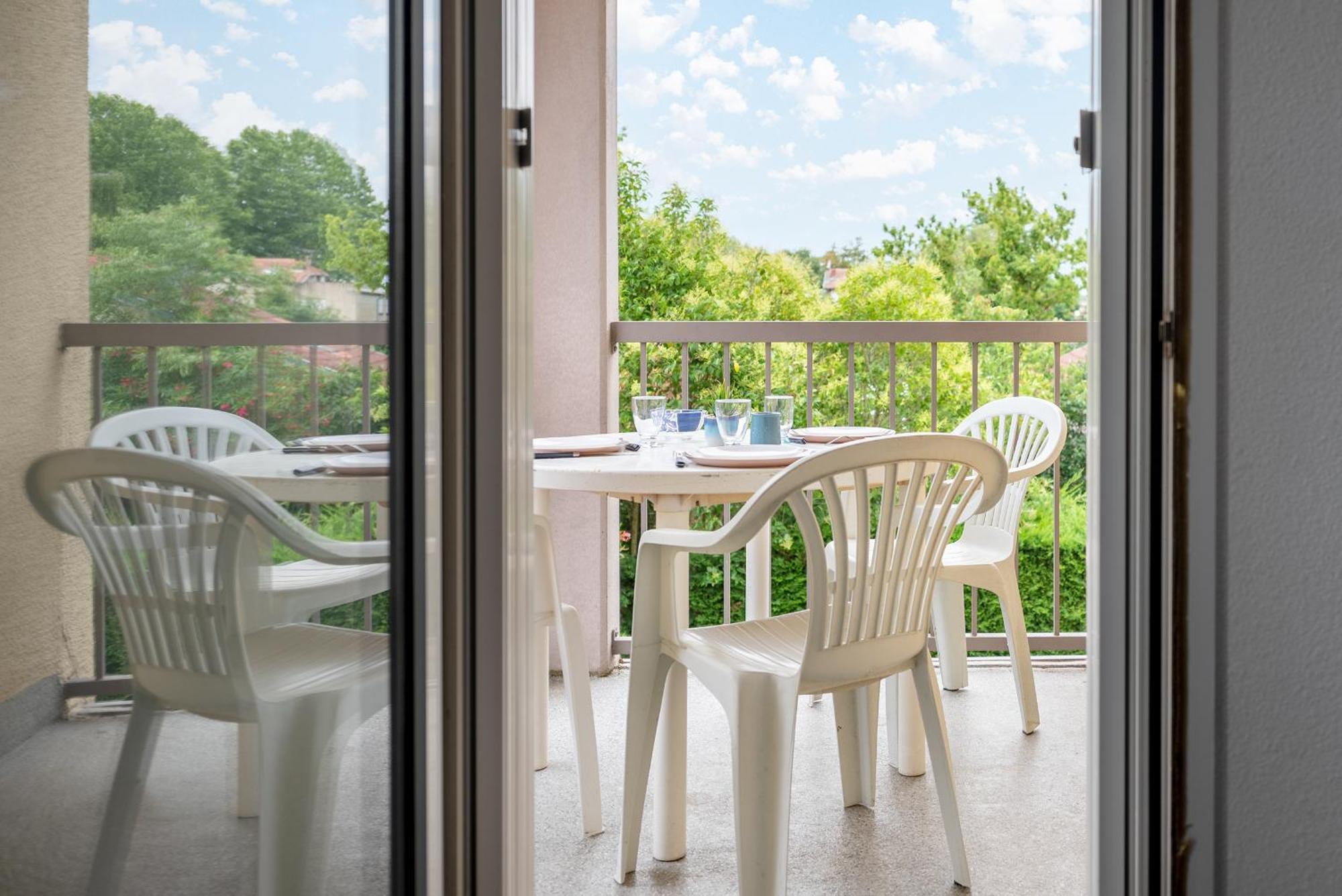 Appartamento T2 Rangueil - Terrasse + 2 Parkings - 4 Personnes *